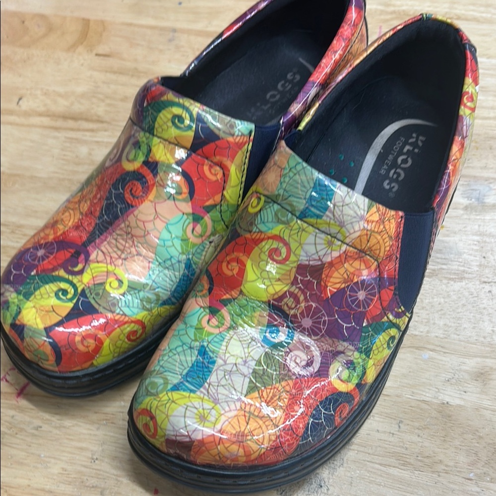 Klogs Women's Colorful Patterned Mules